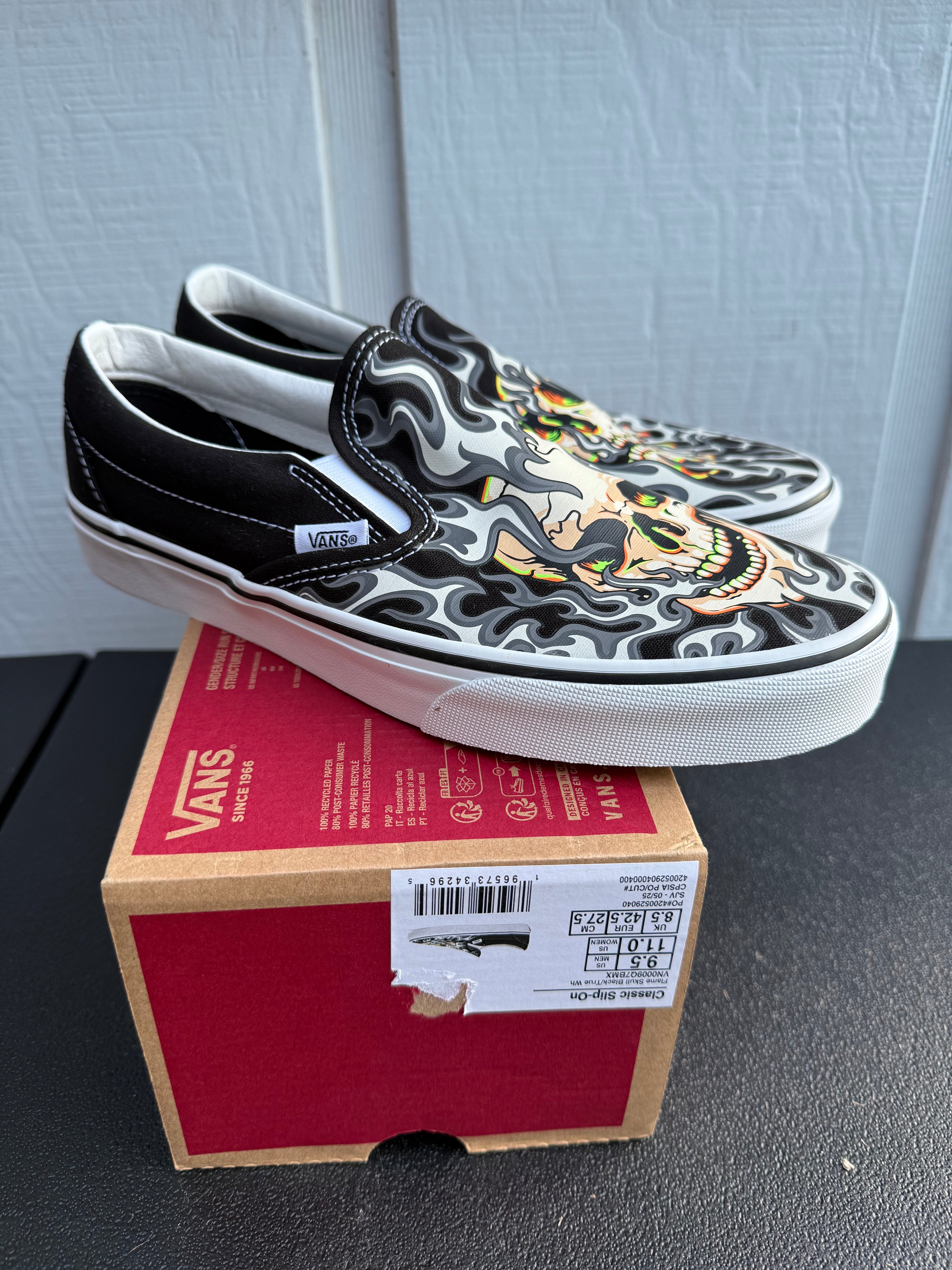 VANS Slip on size 9.5 M/11 W