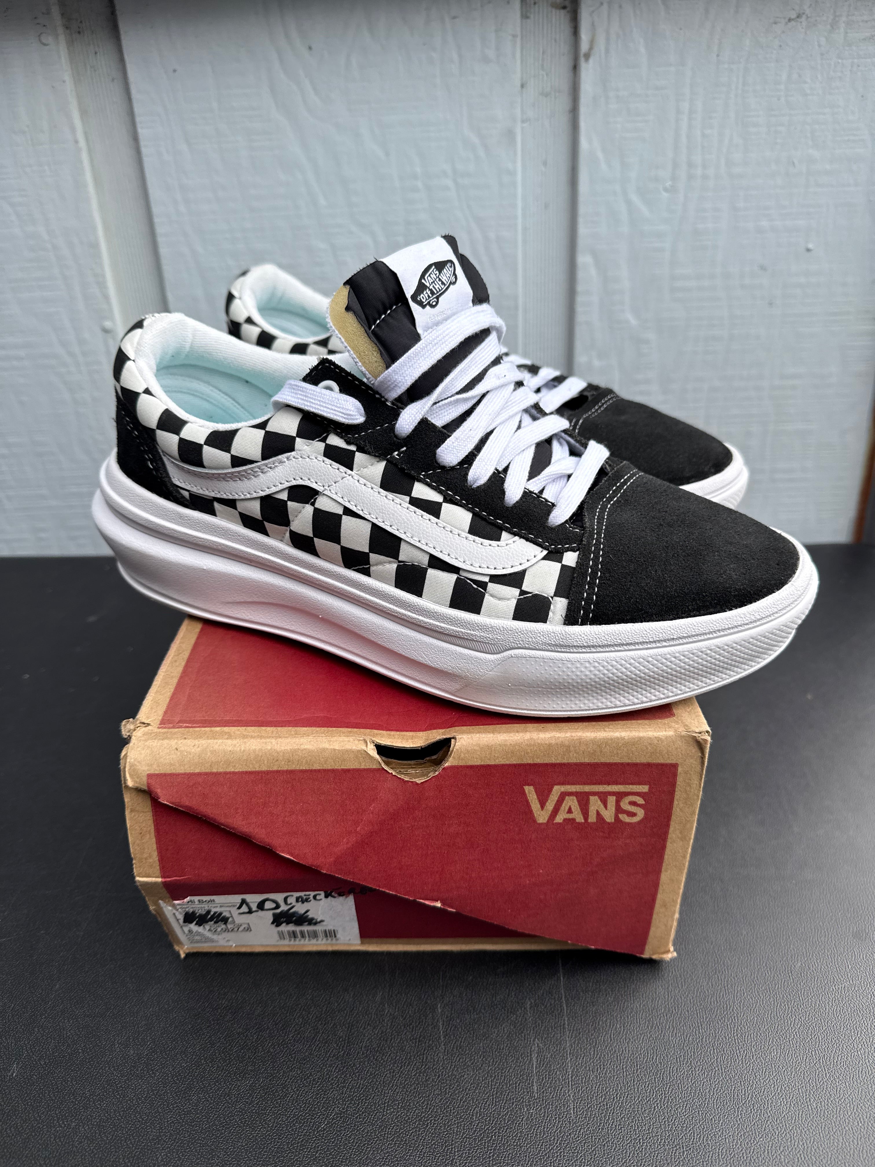 Checkered Vans size 10